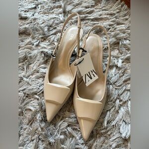 Zara Cream Pointed Slingback Heels Size 39.